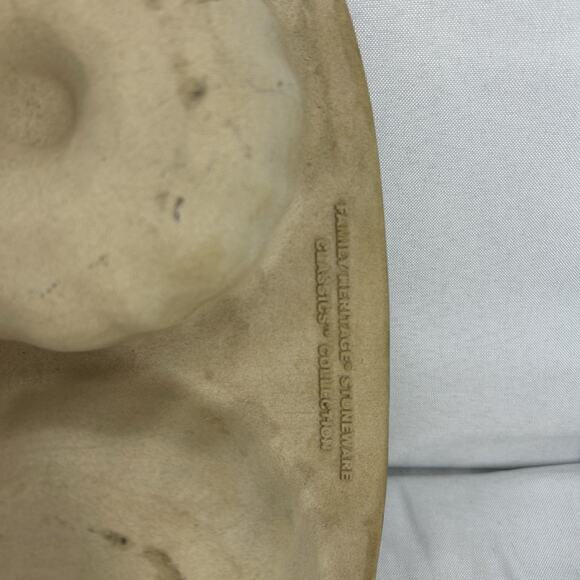 Pampered Chef Stoneware Mini Fluted Bundt Pan Family Heritage Classic - Picture 7 of 10